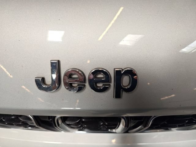 Used 2021 Jeep Grand Cherokee L Limited w/ Trailer Tow Group (B) AWD/4WD image 27