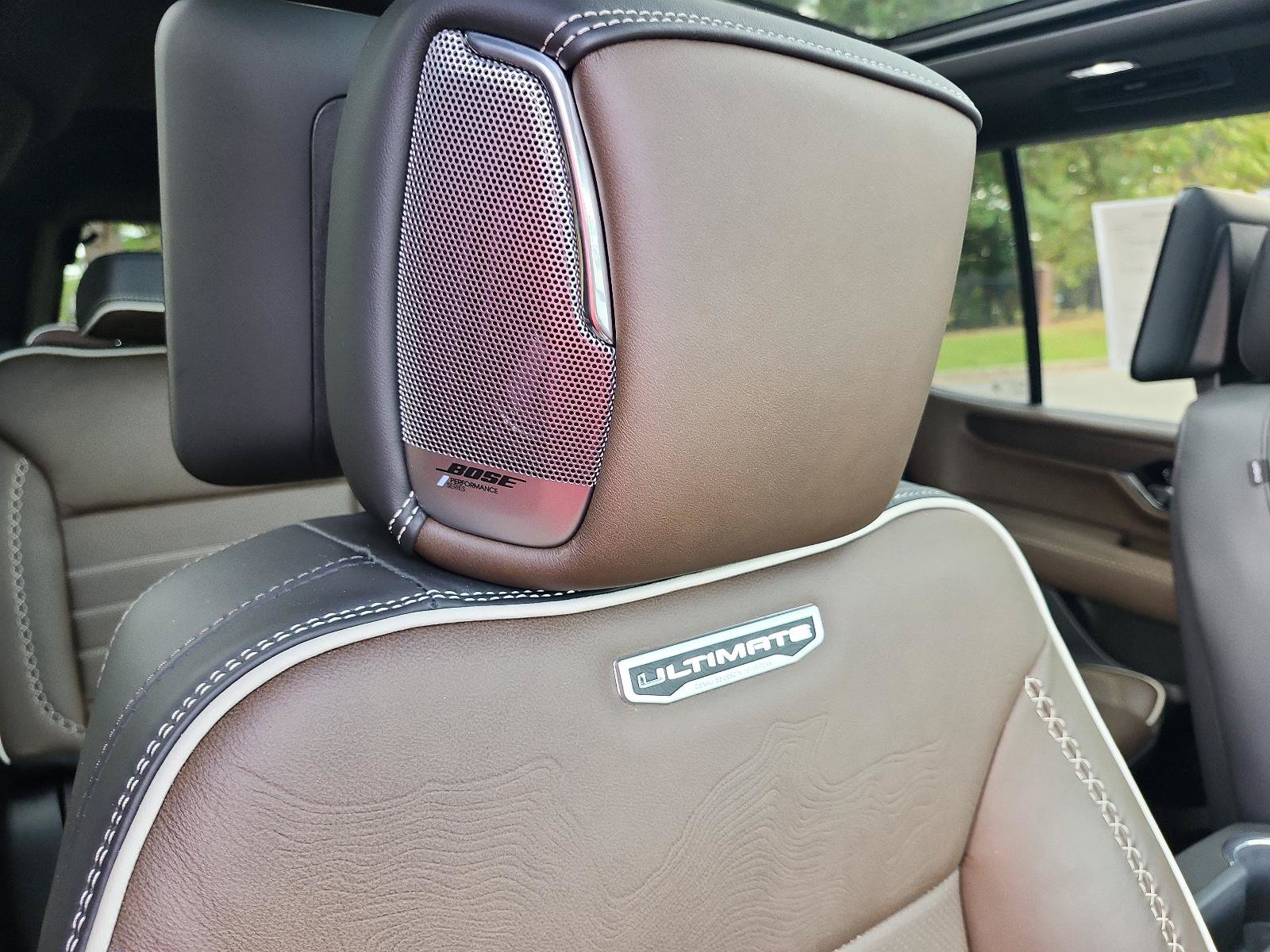 Certified 2025 GMC Yukon Denali Ultimate AWD/4WD image 10