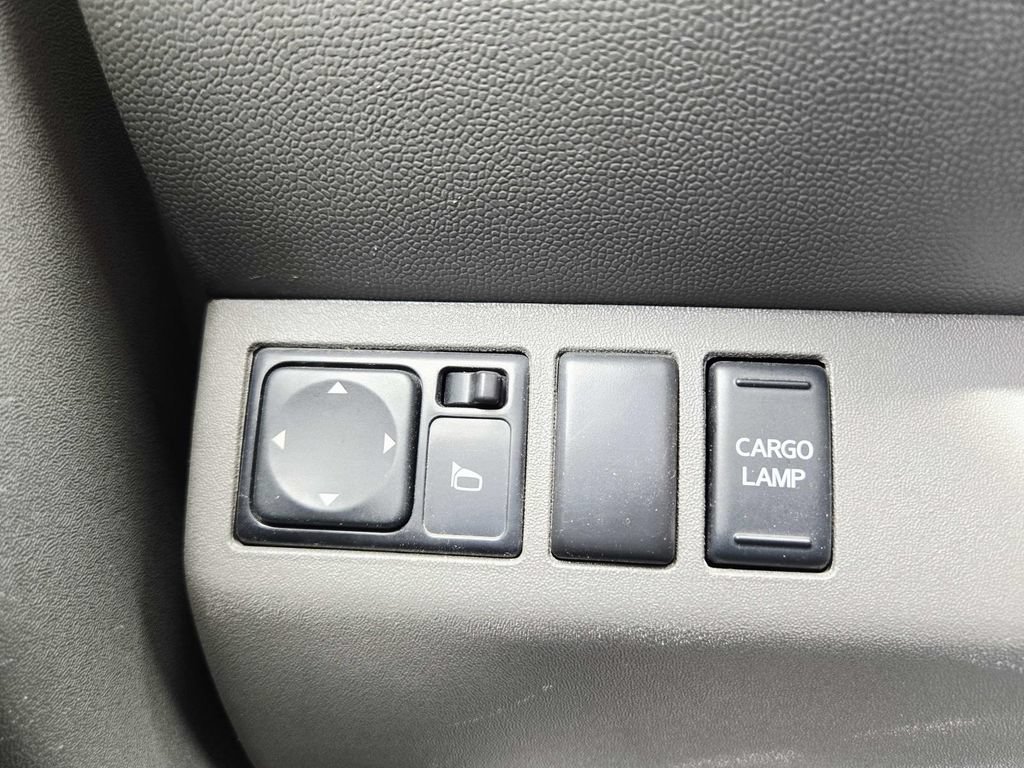 Used 2020 Nissan Frontier SV RWD image 33