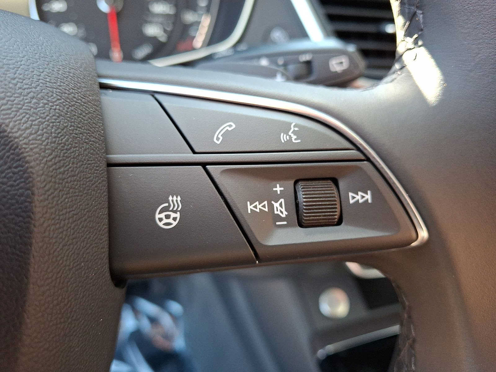 Certified 2024 Audi Q5 2.0T Premium AWD/4WD image 24