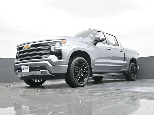 Used 2025 Chevrolet Silverado 1500 High Country AWD/4WD image 66