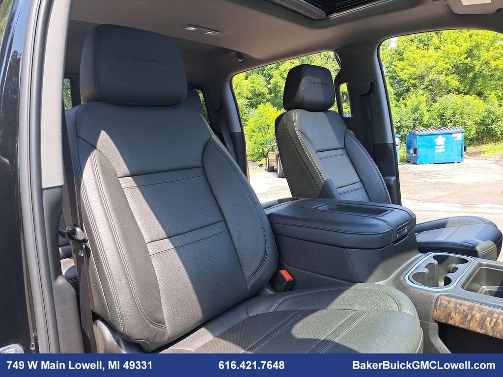 Used 2022 GMC Sierra 1500 Denali w/ Denali Premium Package image 10