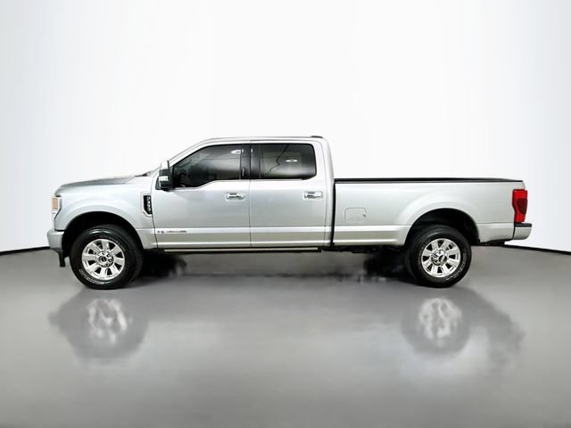 Used 2022 Ford F350 Platinum AWD/4WD image 4
