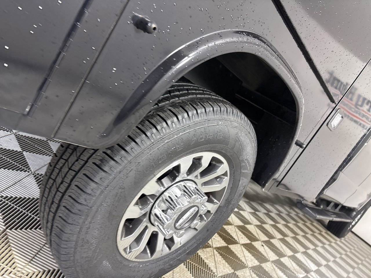 Used 2021 Ford F350 Lariat w/ Lariat Value Package AWD/4WD image 35