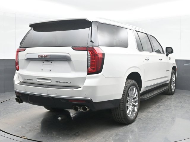 Used 2021 GMC Yukon XL Denali AWD/4WD image 14
