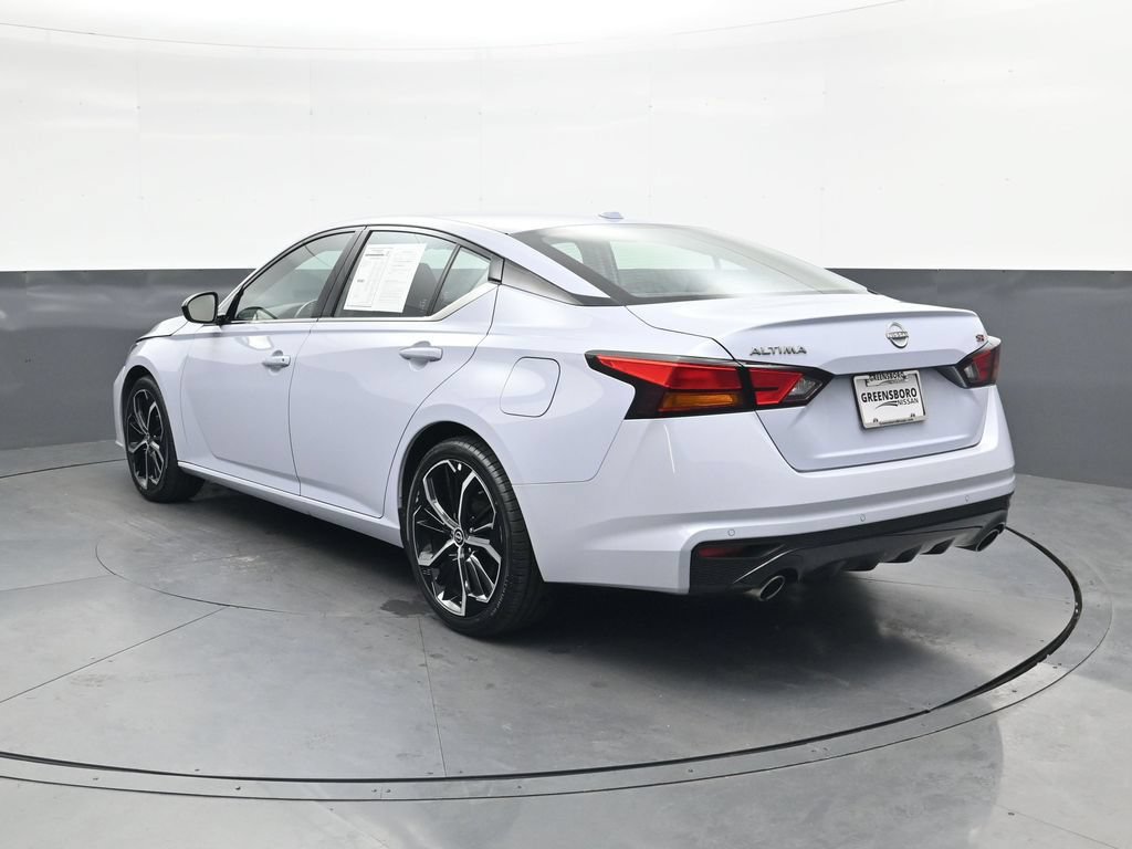 Used 2025 Nissan Altima 2.5 SR FWD image 8