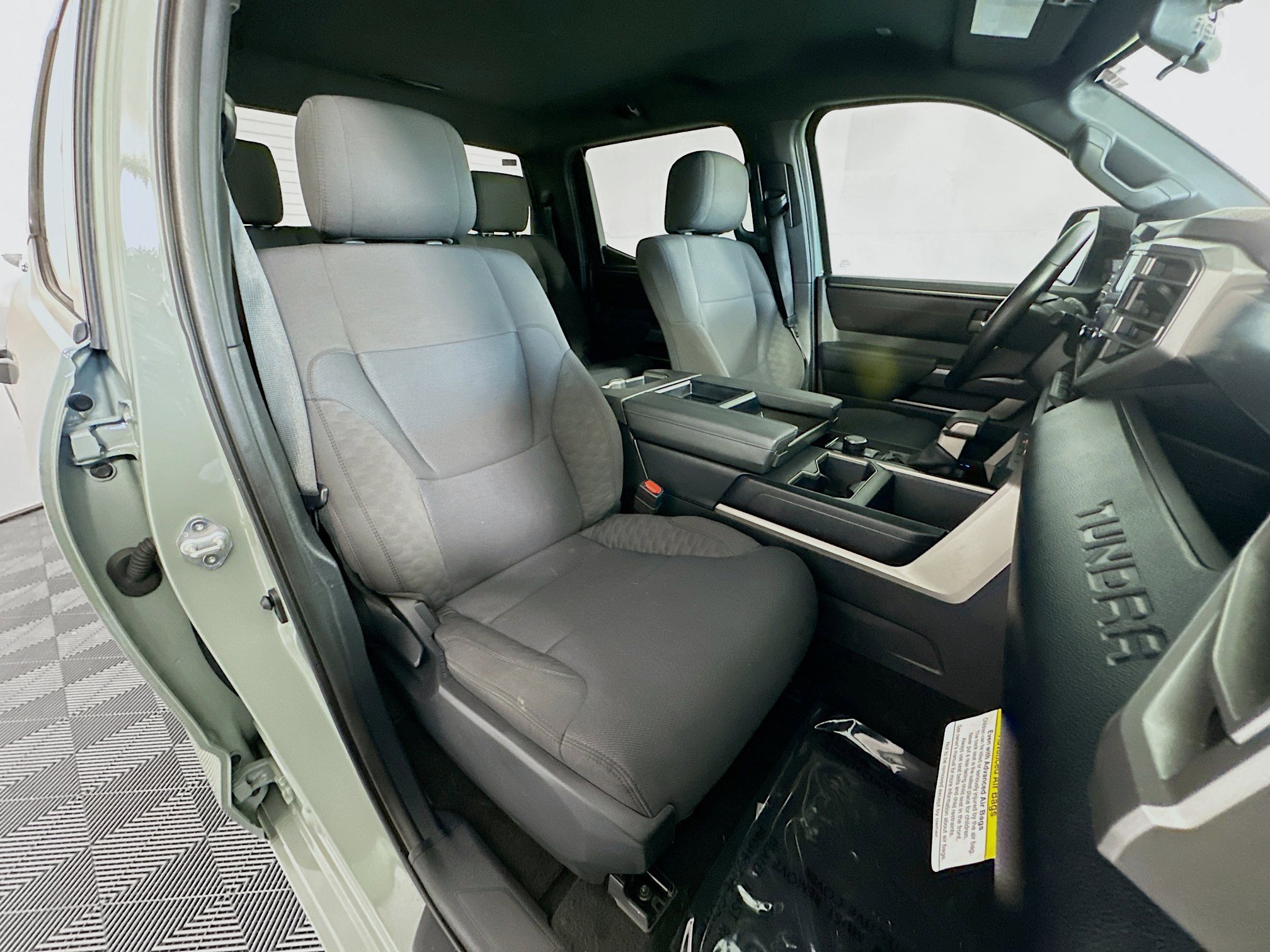 Used 2025 Toyota Tundra SR5 w/ SR5 Convenience Package image 28