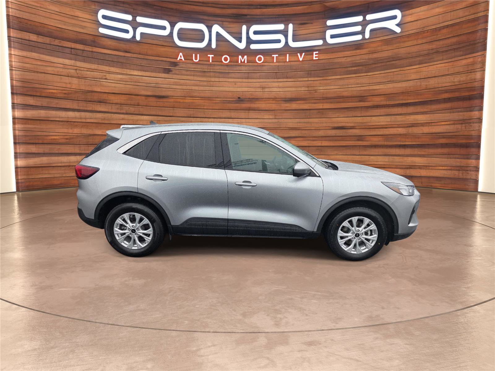 Used 2023 Ford Escape Active w/ Tech Pack #2 image 8