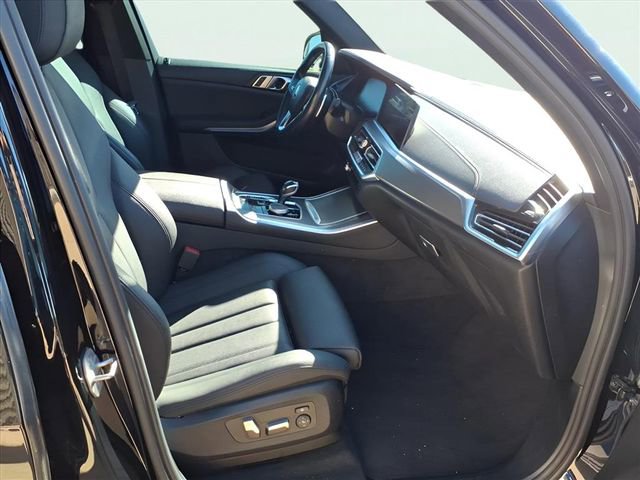 Used 2019 BMW X5 xDrive40i w/ Premium Package 2 image 14