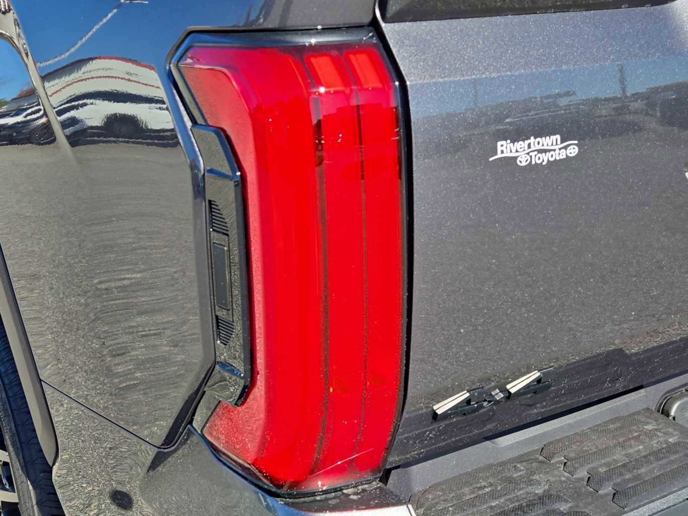 New 2026 Toyota Tundra Limited AWD/4WD image 15