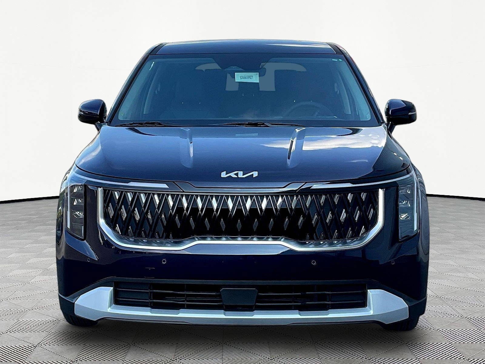 New 2027 Kia Carnival FWD image 2