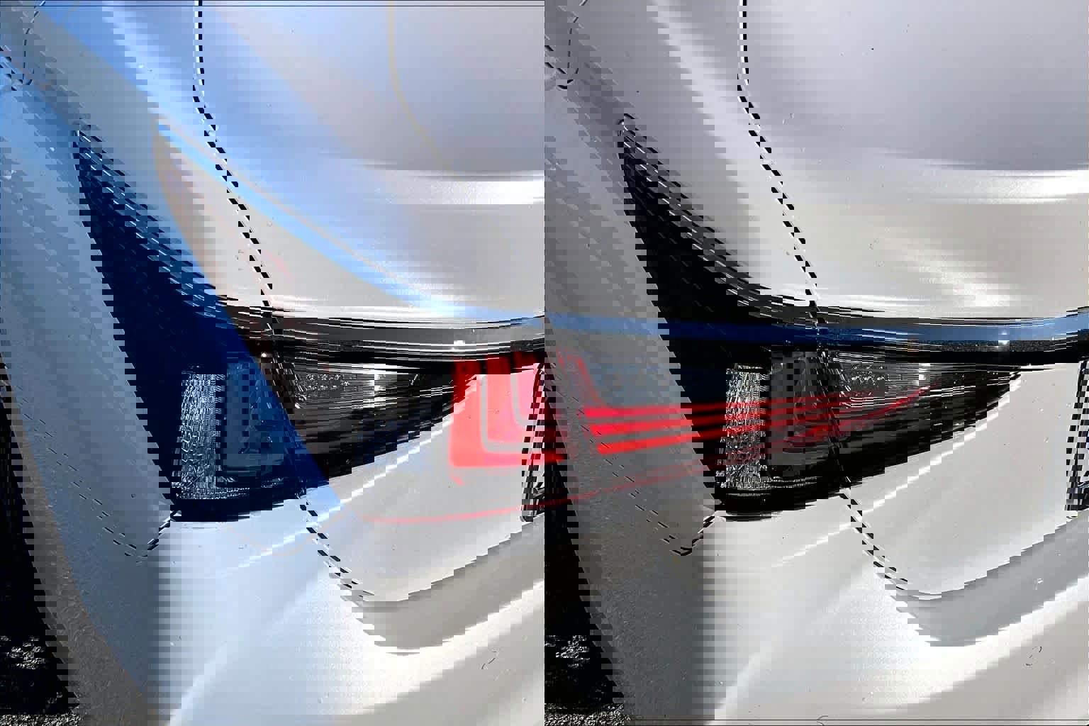 Used 2025 Lexus ES 350 w/ Premium Package image 28