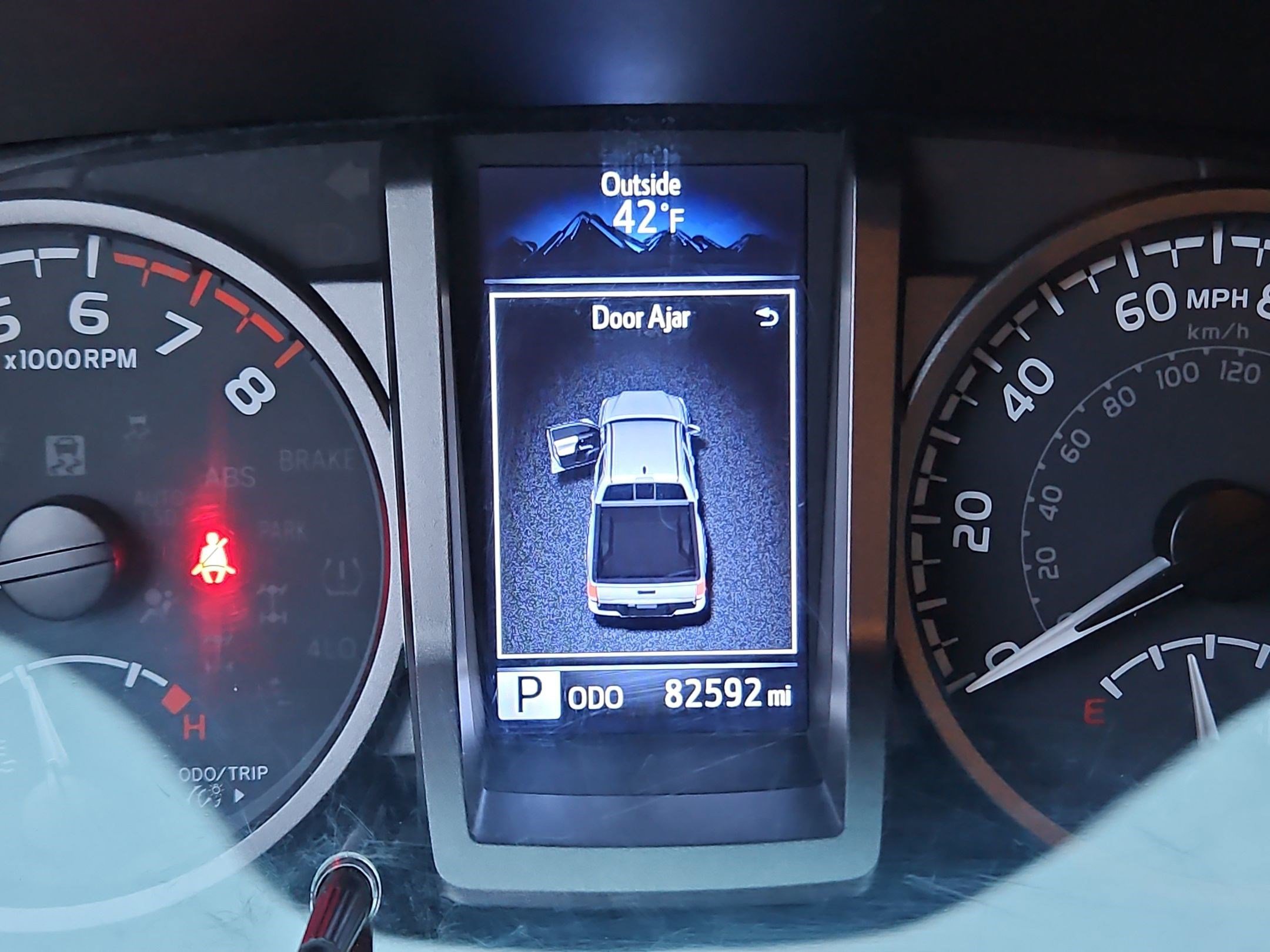 Used 2020 Toyota Tacoma TRD Off-Road w/ Technology Package image 23