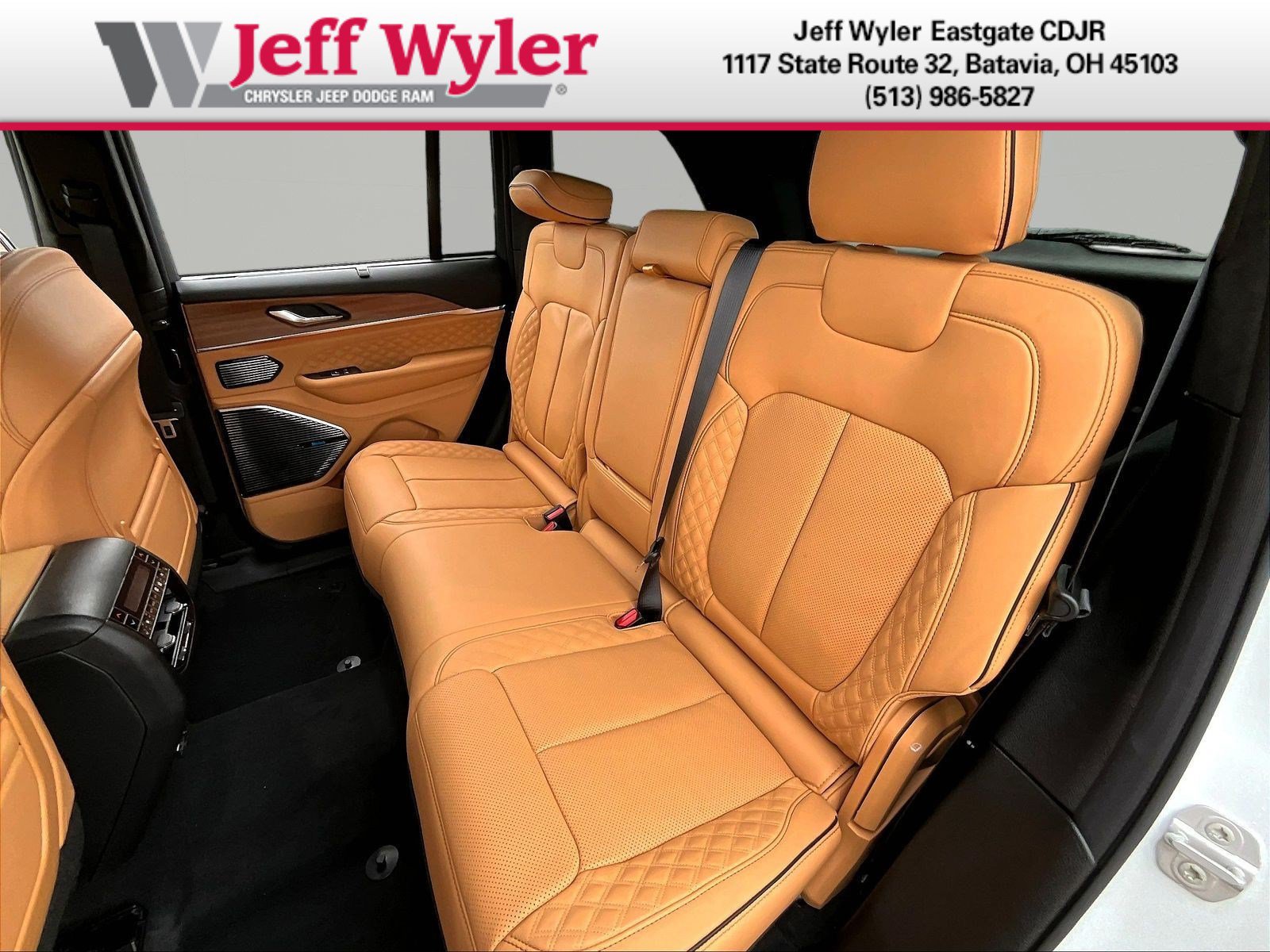 New 2027 Jeep Grand Cherokee Summit AWD/4WD image 18