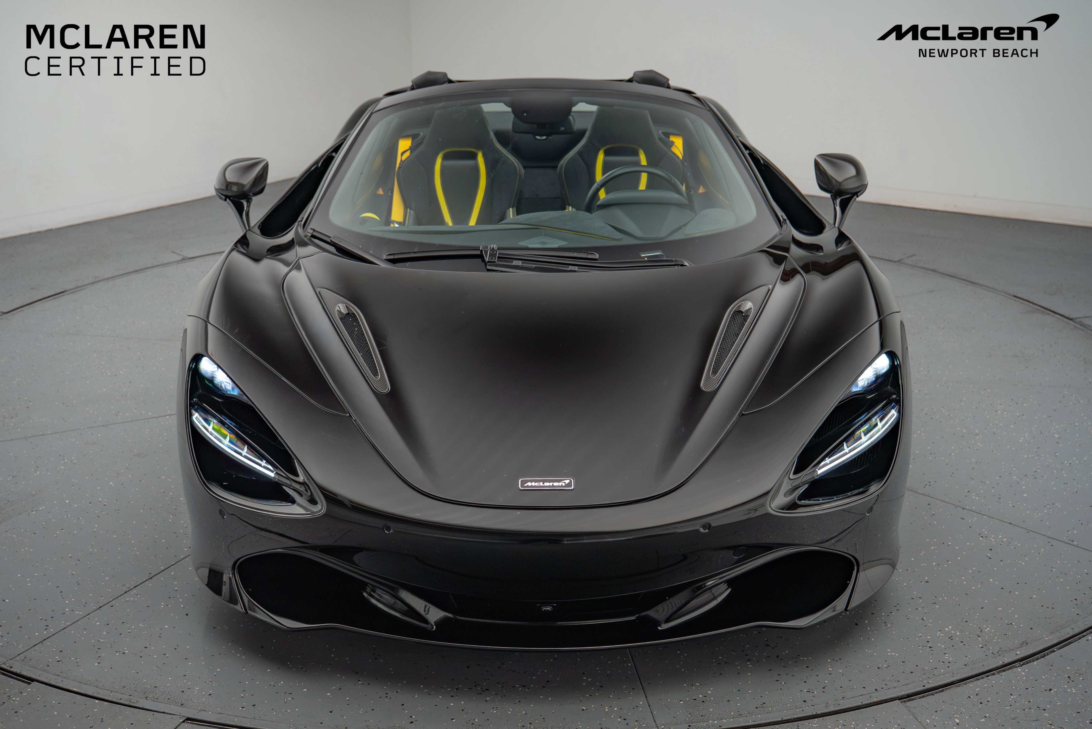 Used 2023 McLaren 720S Spider image 8