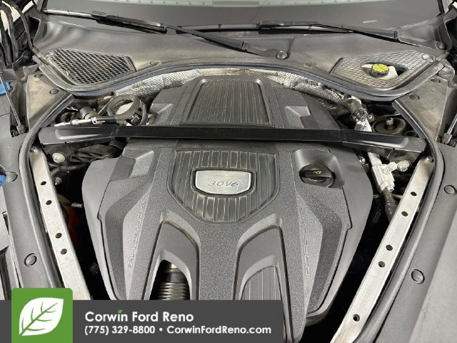 Used 2019 Porsche Panamera 4 AWD/4WD image 35