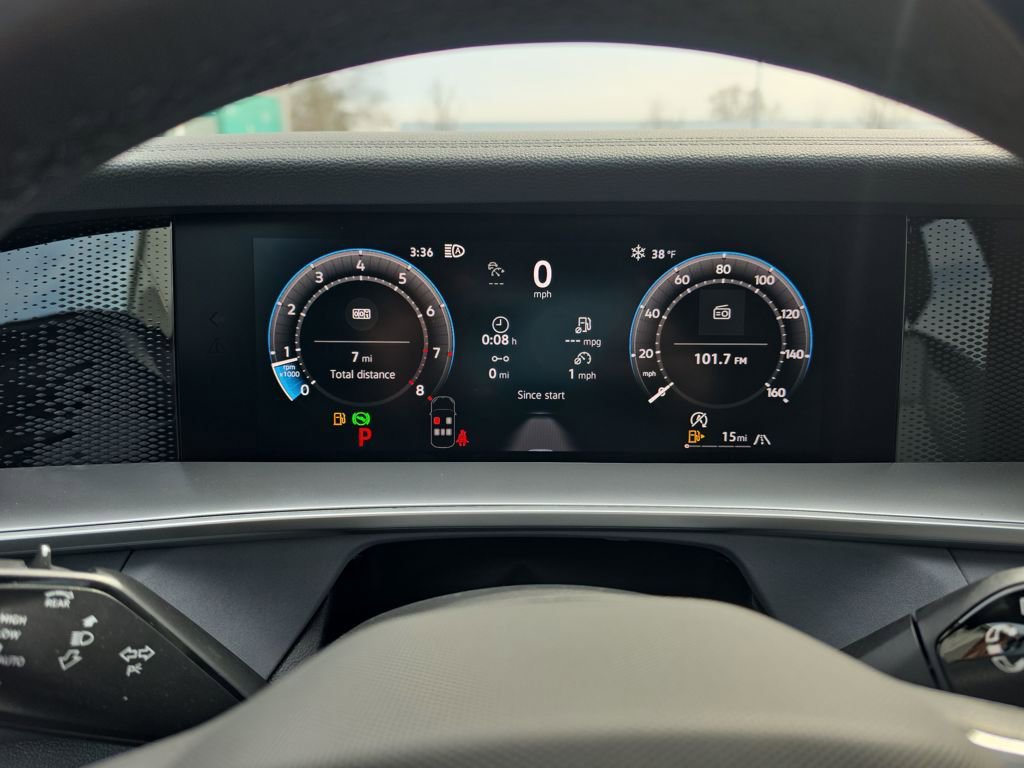 New 2026 Volkswagen Tiguan SE R-Line AWD/4WD image 15