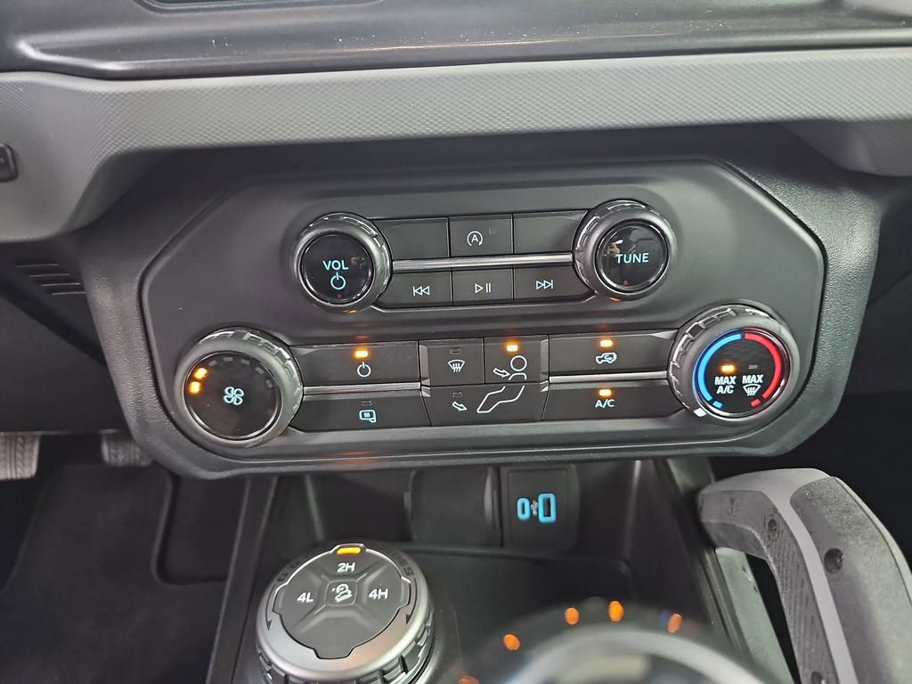 Used 2021 Ford Bronco Big Bend image 24