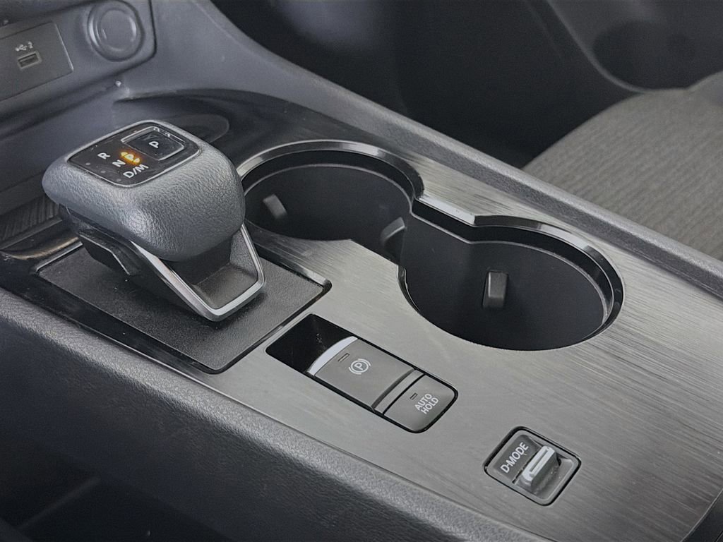 Used 2021 Nissan Rogue S FWD image 19