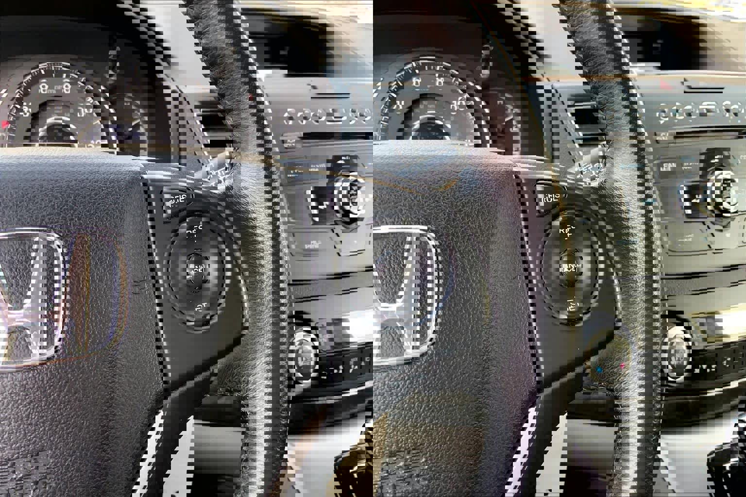 Used 2012 Honda CR-V EX-L image 24