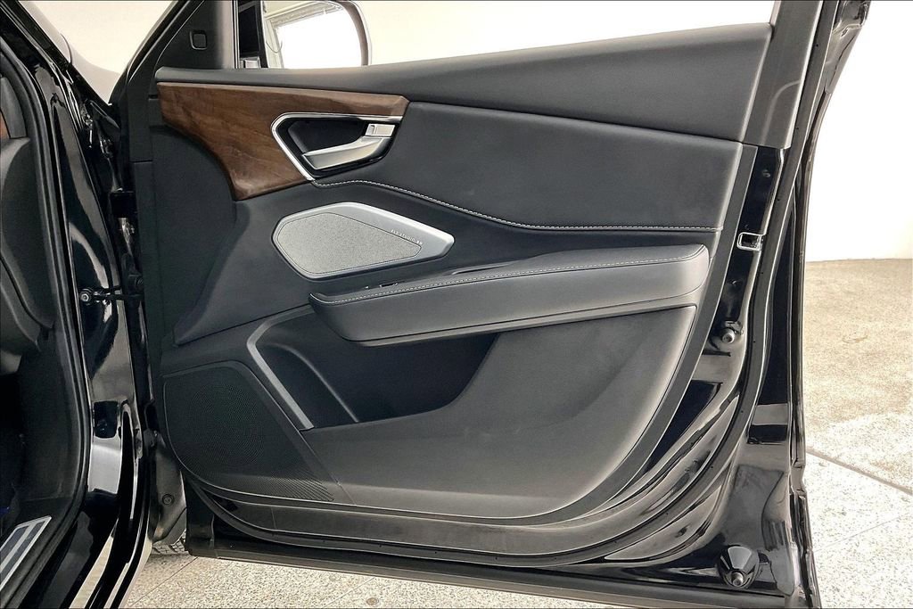 Certified 2024 Acura RDX SH-AWD w/ Advance Package image 23