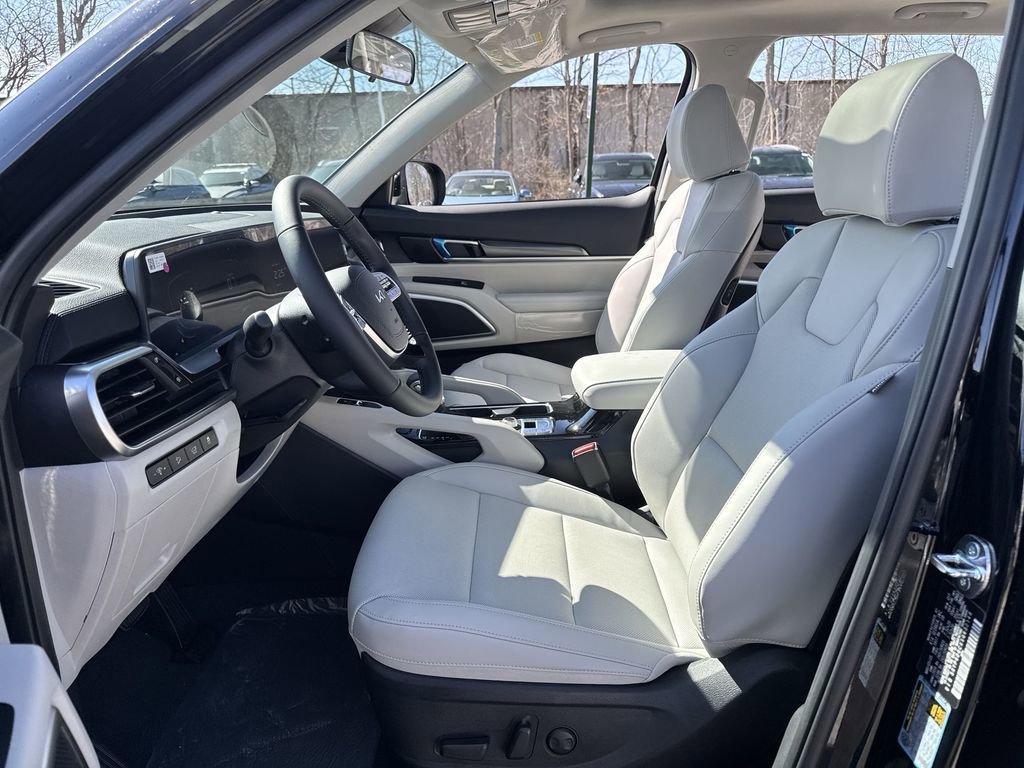 New 2025 Kia Telluride S image 14