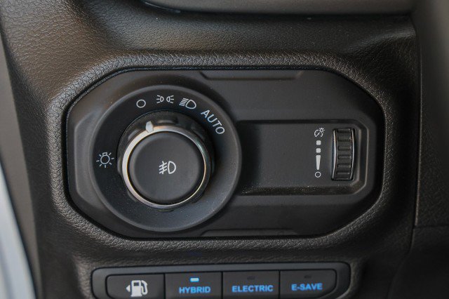 Used 2023 Jeep Wrangler Unlimited w/ Cold Weather Group AWD/4WD image 27