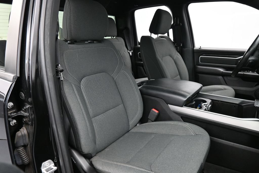 Used 2021 RAM 1500 Big Horn AWD/4WD image 36