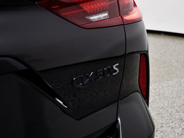 Used 2025 INFINITI QX50 Sport AWD/4WD image 14