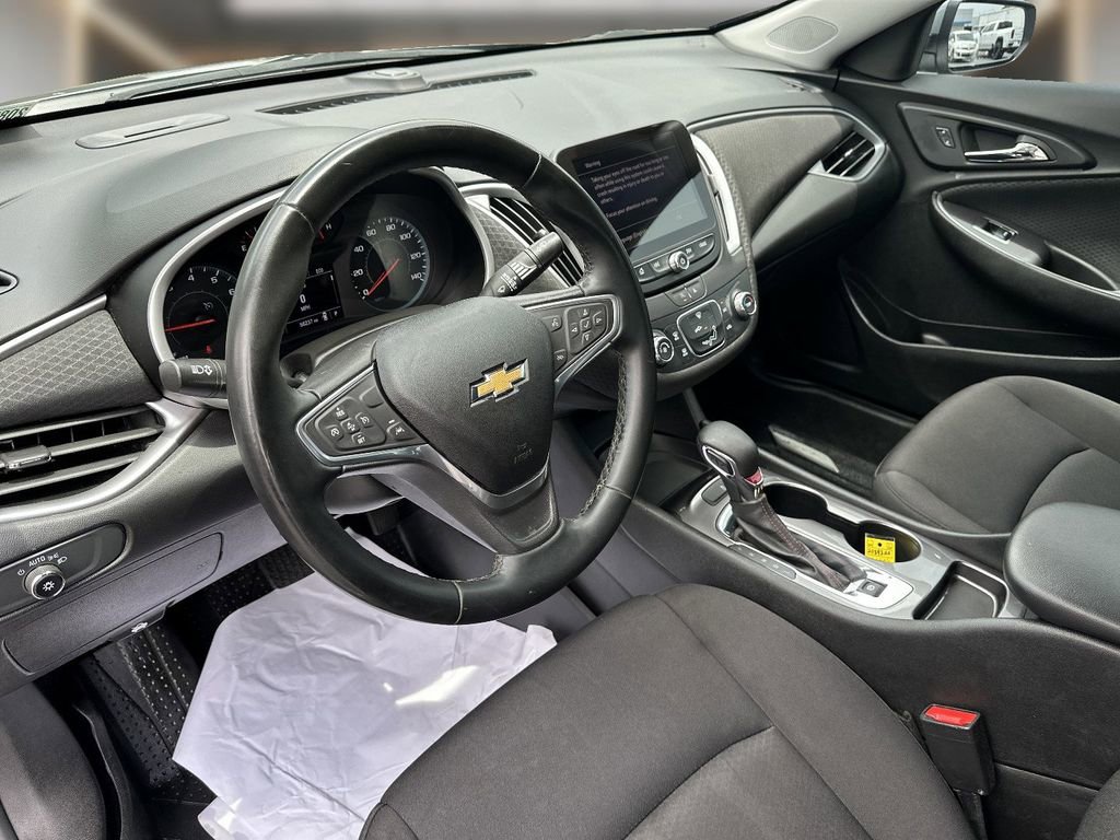 Used 2023 Chevrolet Malibu RS w/ LPO, Floor Liner Package FWD image 12