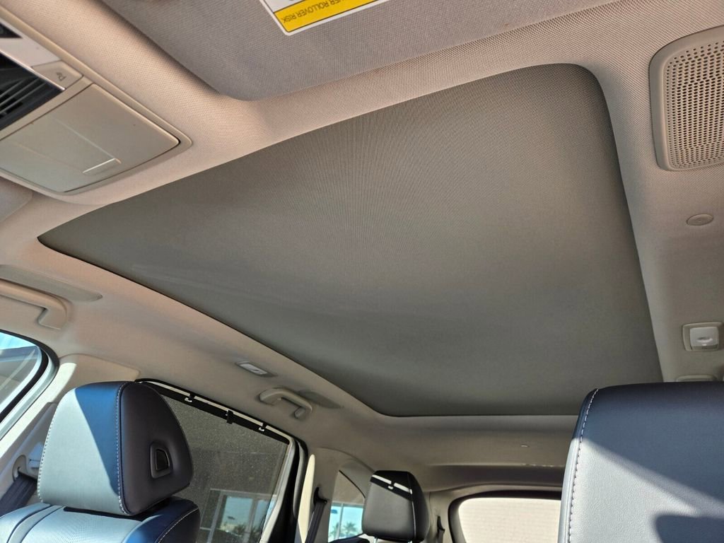 Certified 2025 Acura MDX w/ Technology Package image 12