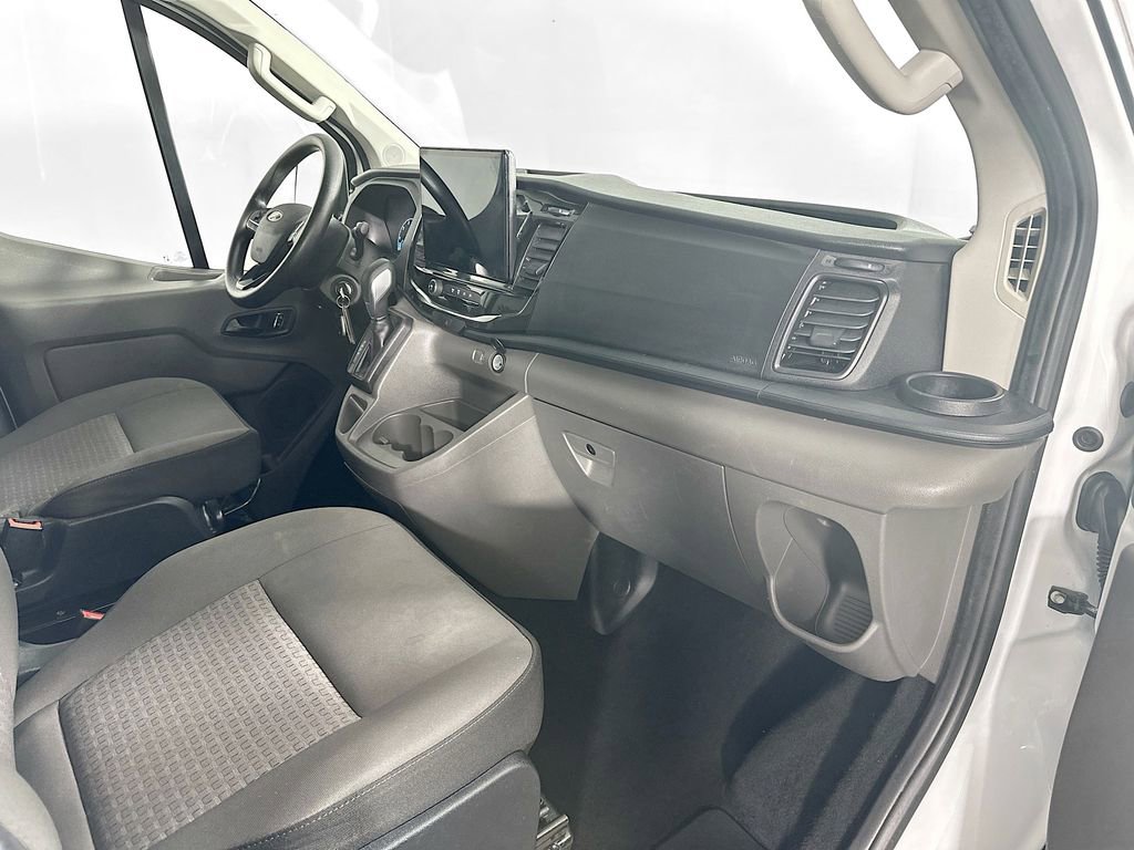 Used 2023 Ford Transit 350 XLT image 30