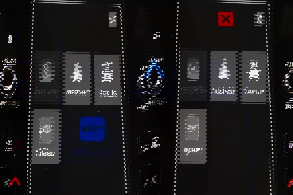 Used 2025 Subaru Forester Touring image 46