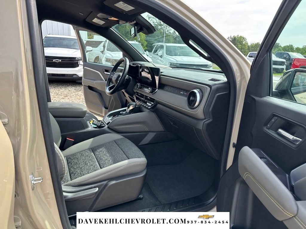 Used 2024 Chevrolet Colorado ZR2 AWD/4WD image 21