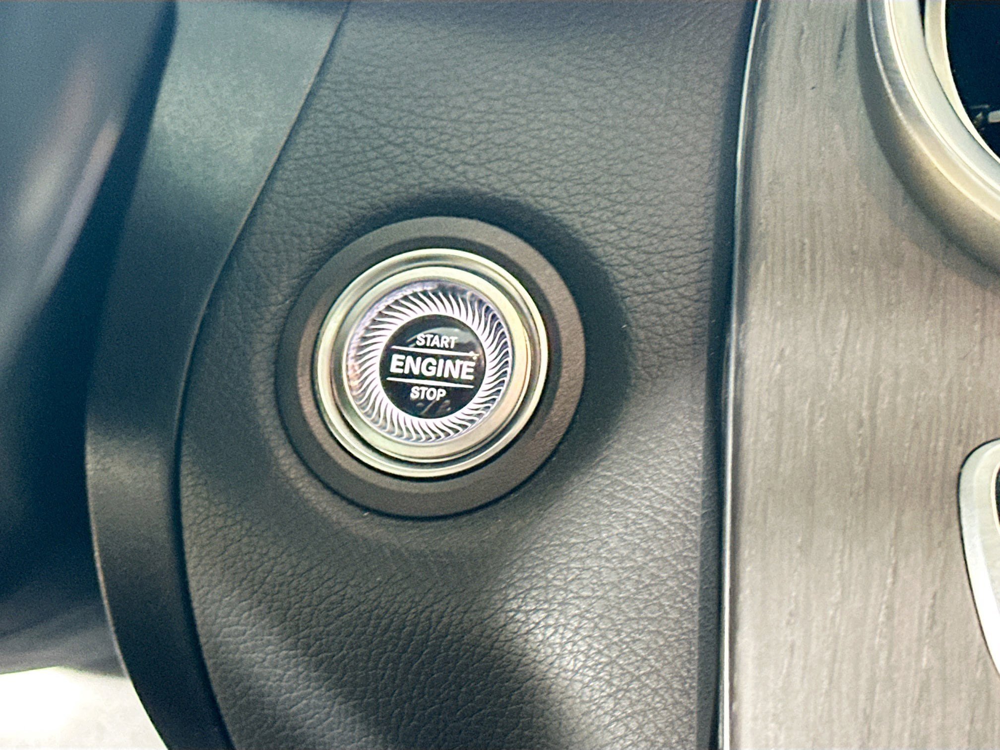 Certified 2020 Mercedes-Benz C 300 4MATIC Sedan image 16