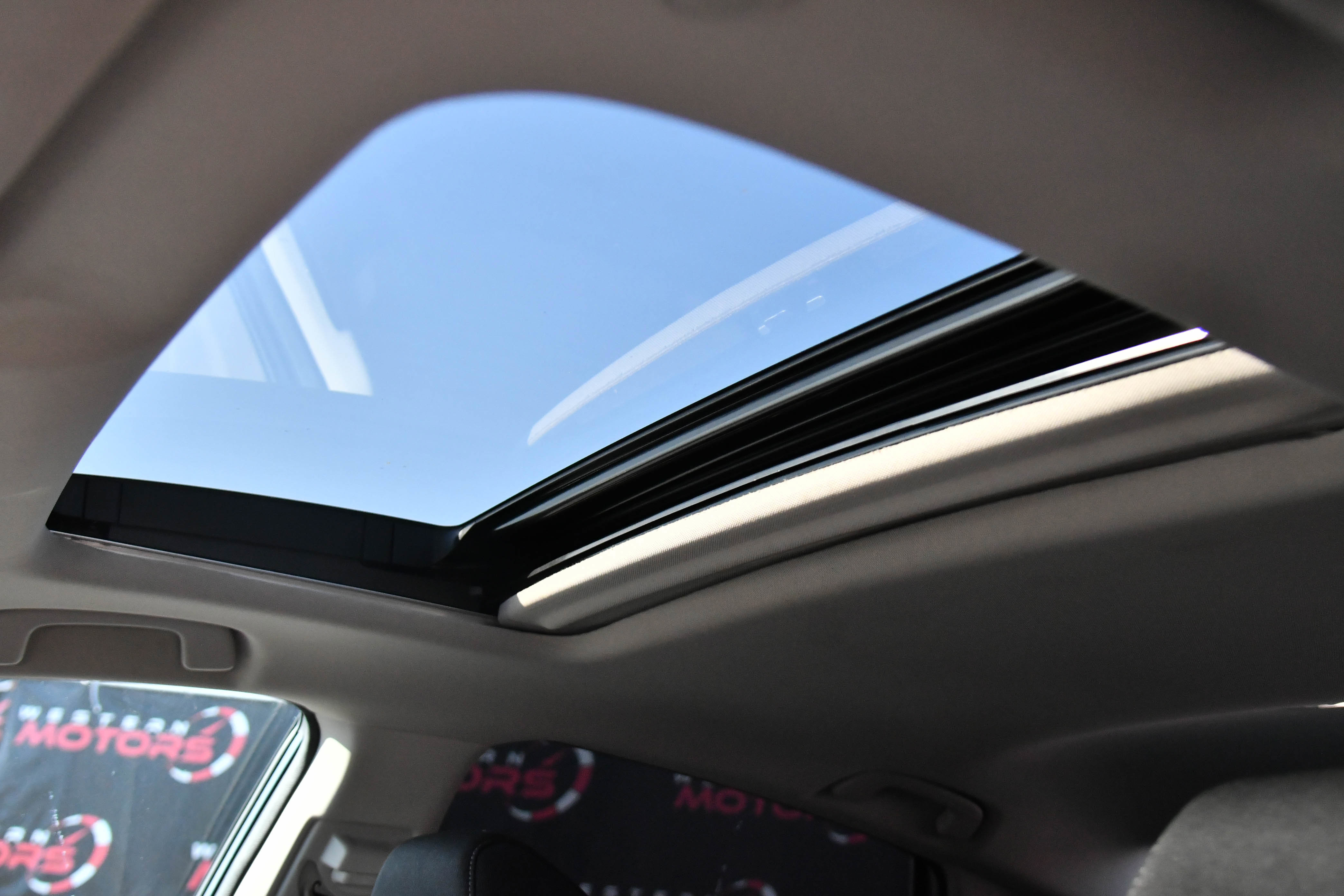 Used 2023 Honda Accord EX image 32