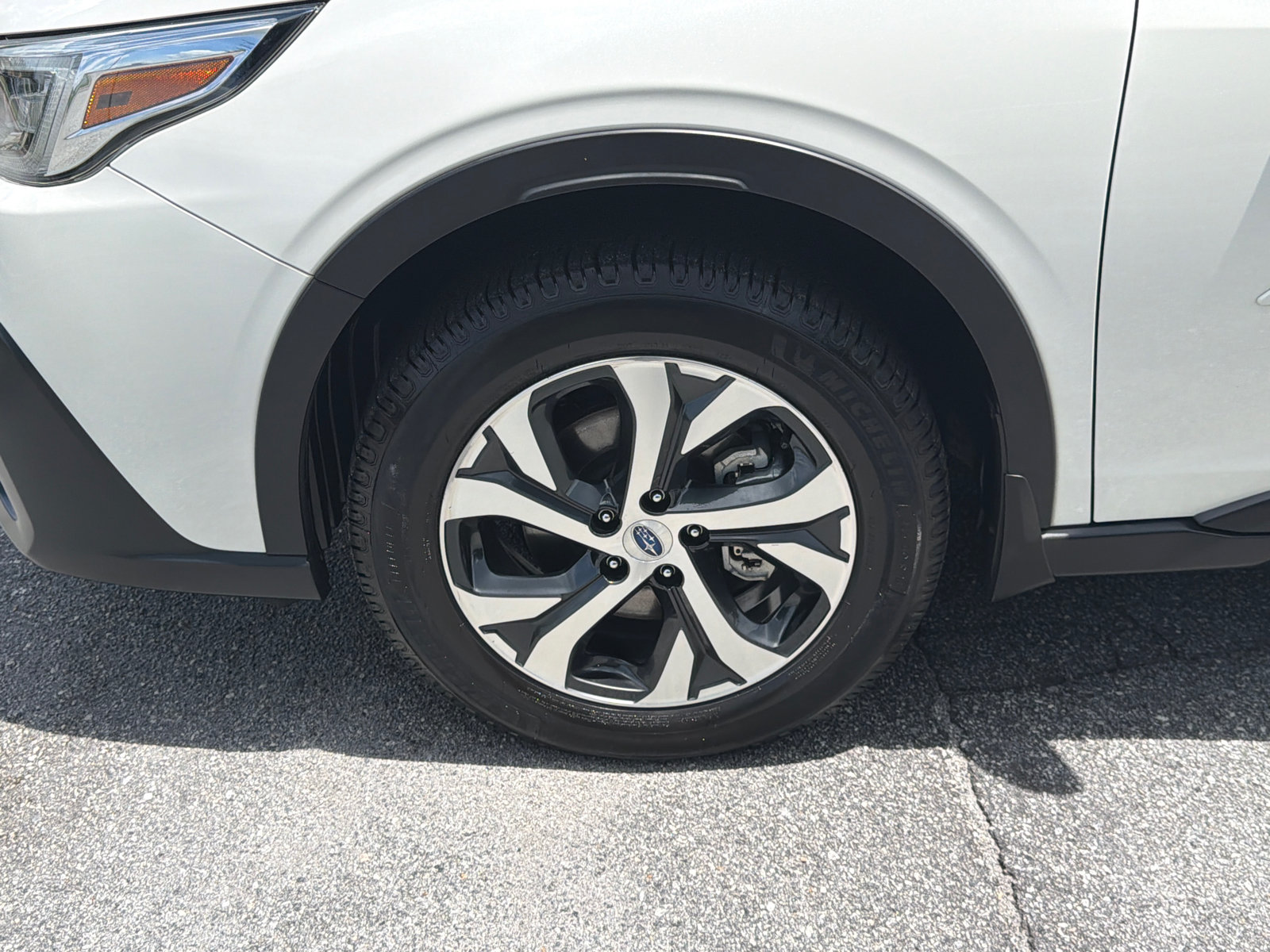 Used 2020 Subaru Outback Touring XT AWD/4WD image 12