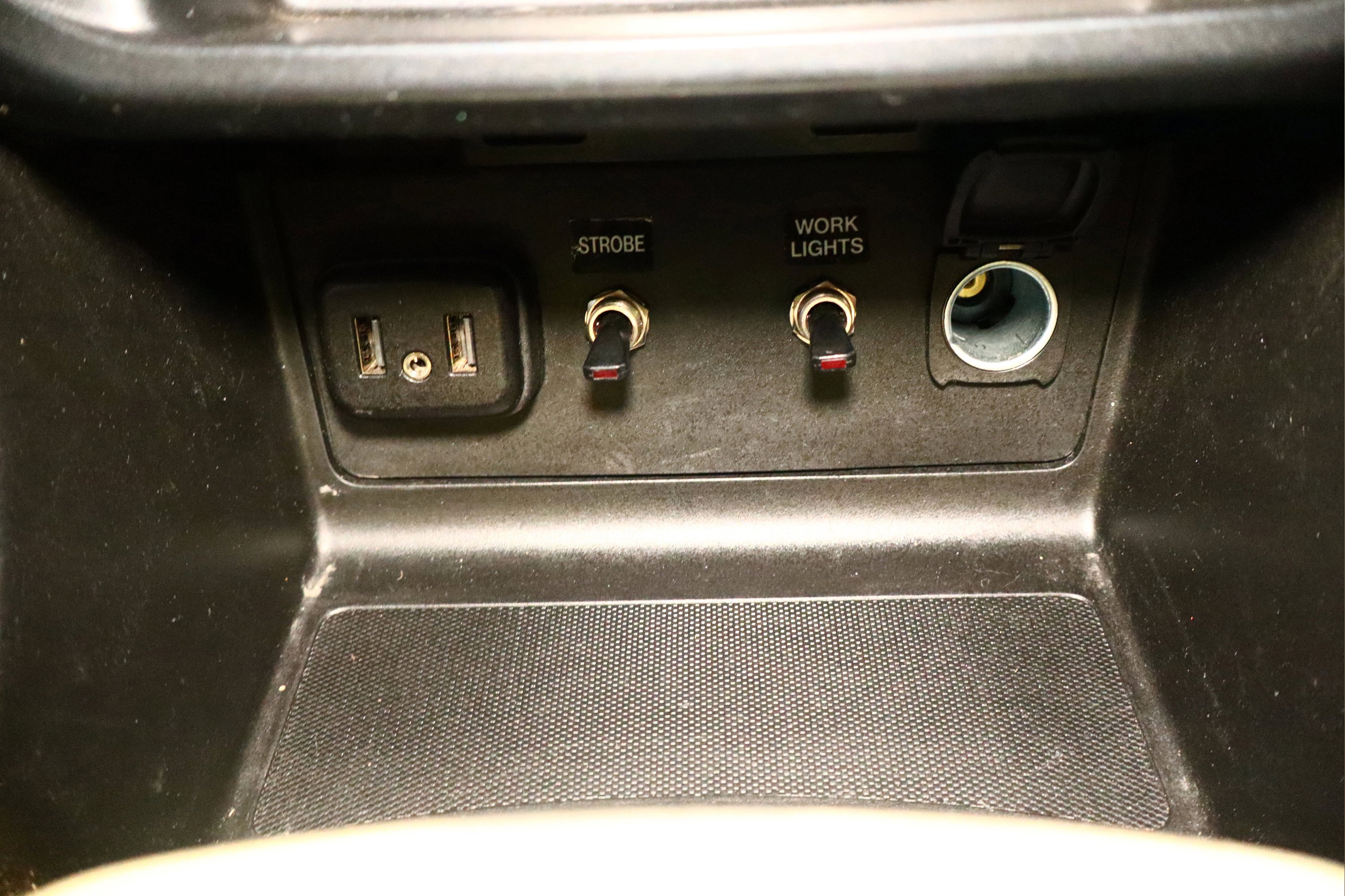 Used 2022 Chevrolet Colorado LT w/ Fleet Safety Package image 23