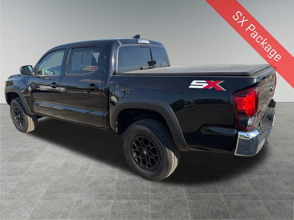 Used 2023 Toyota Tacoma SR5 AWD/4WD image 4