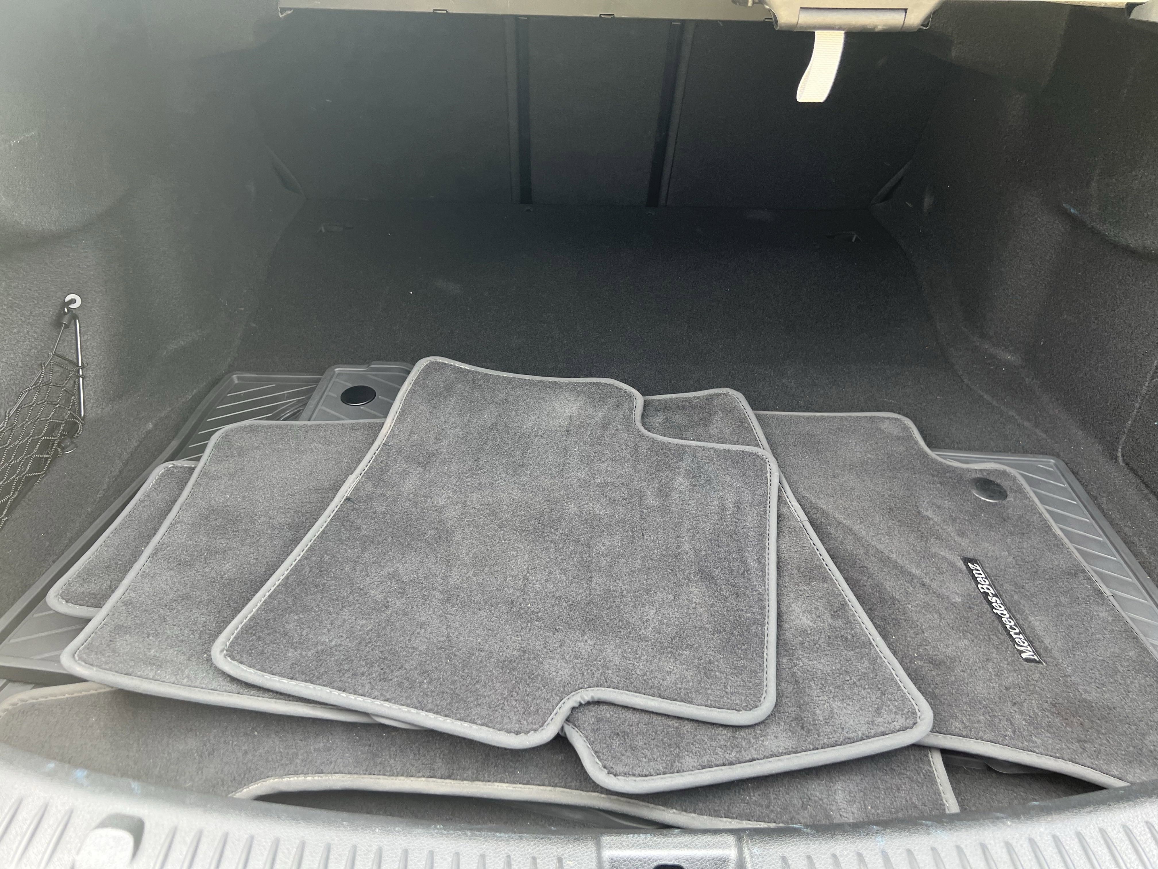 Used 2023 Mercedes-Benz E 350 4MATIC Sedan image 34