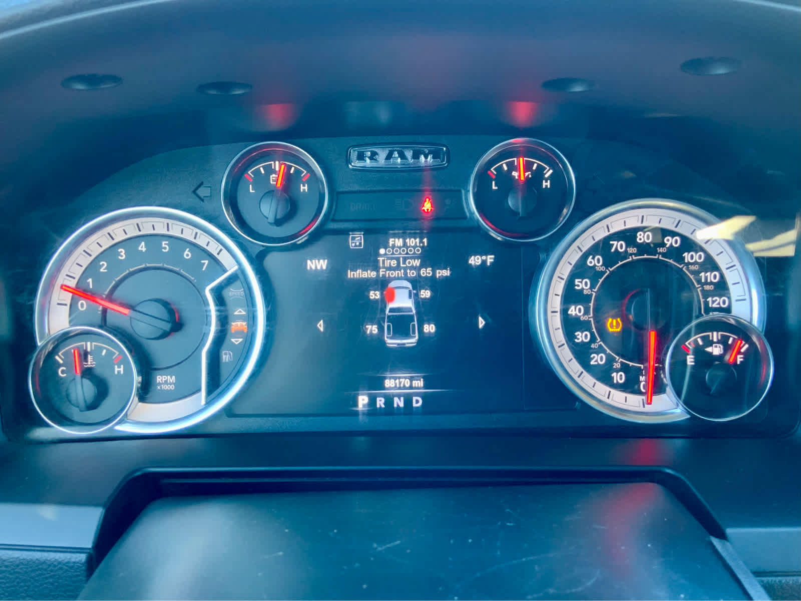 Used 2018 RAM 2500 Laramie w/ Sport Appearance Group image 37