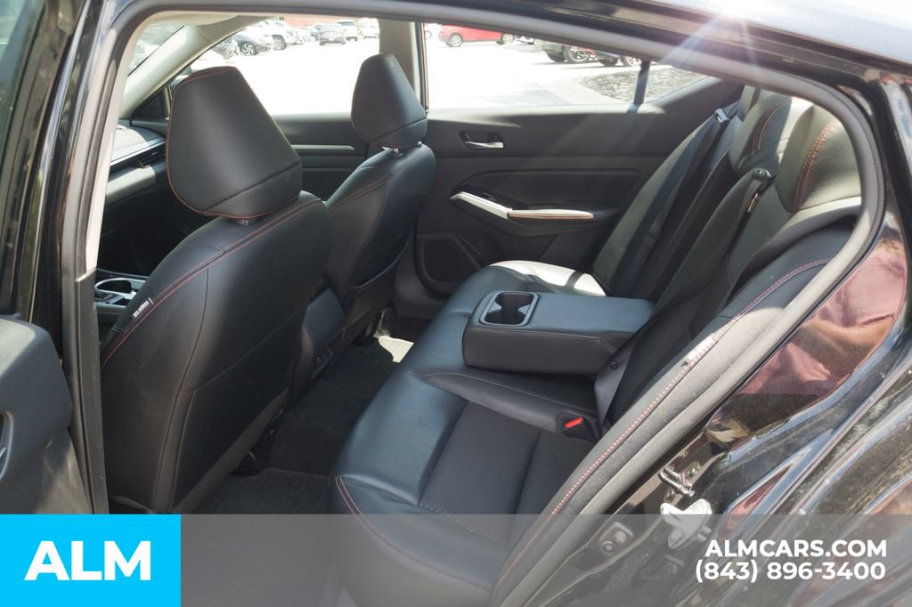 Used 2024 Nissan Altima 2.5 SR FWD image 17