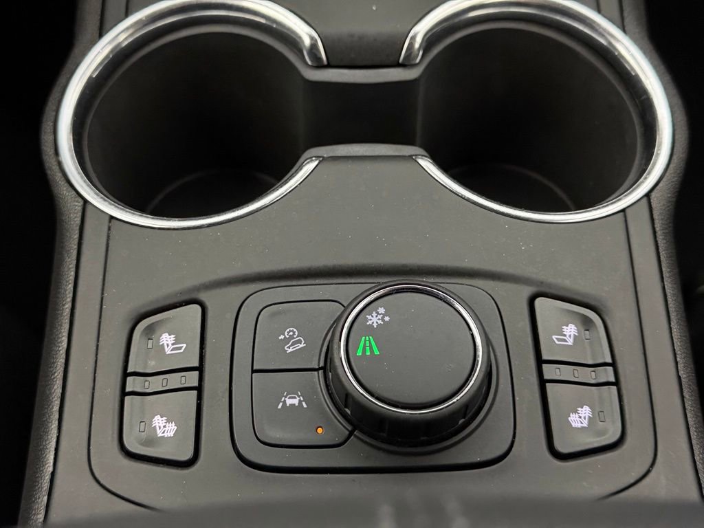 Used 2023 GMC Terrain SLE w/ Driver Convenience Package image 20