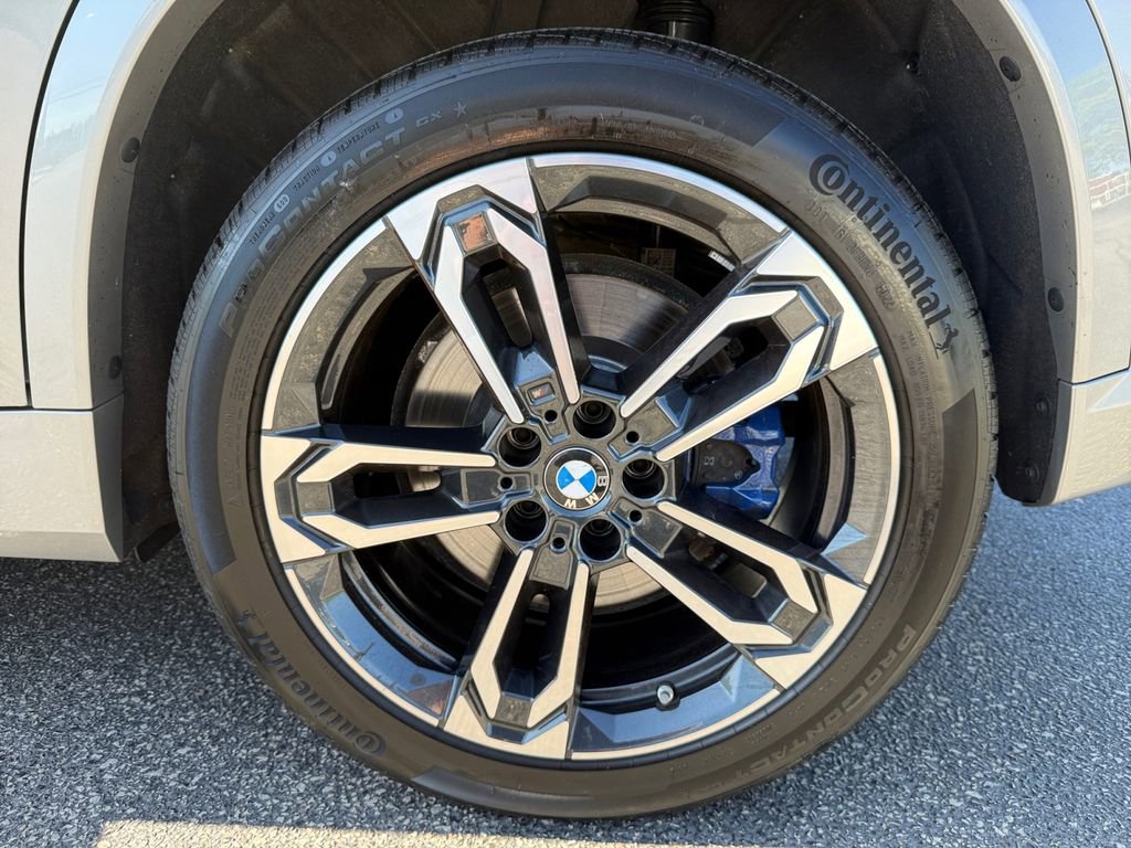 Certified 2025 BMW X1 M35i w/ Premium Package AWD/4WD image 16
