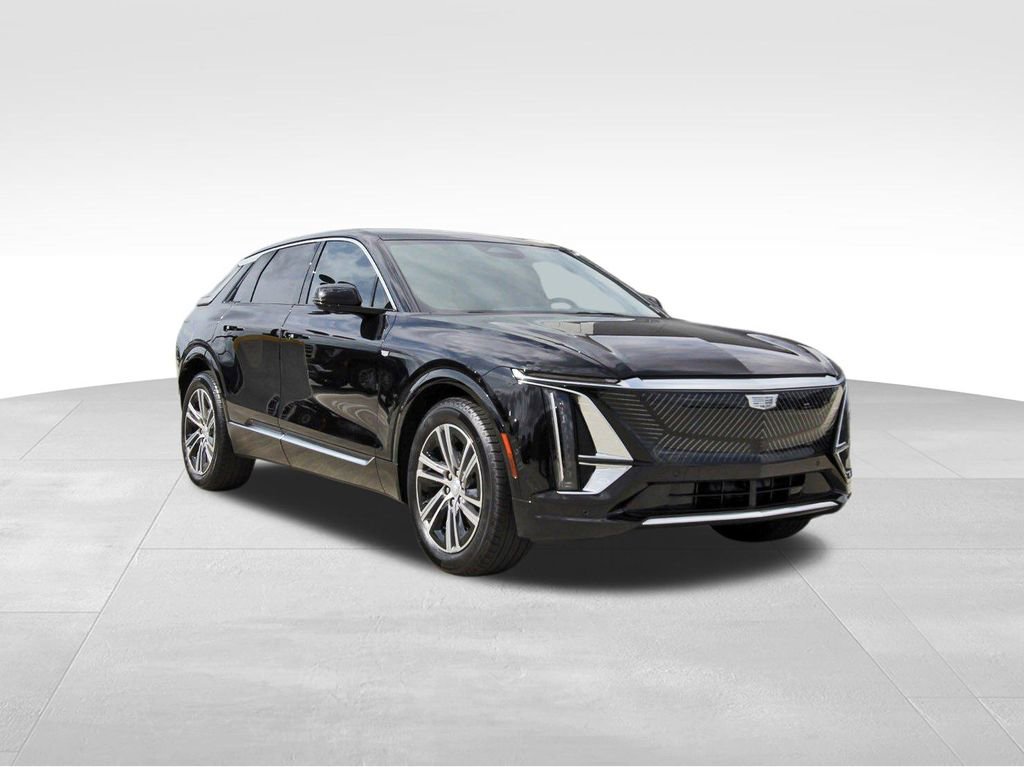 New 2026 Cadillac Lyriq Luxury image 1