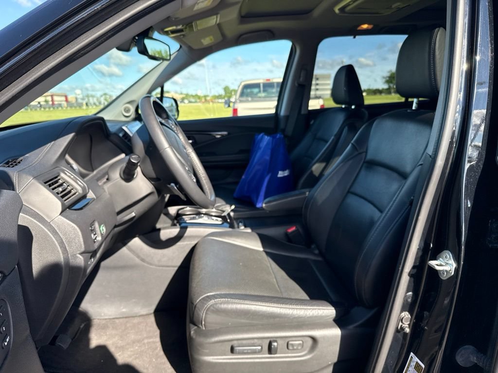 Used 2017 Honda Pilot Elite image 19