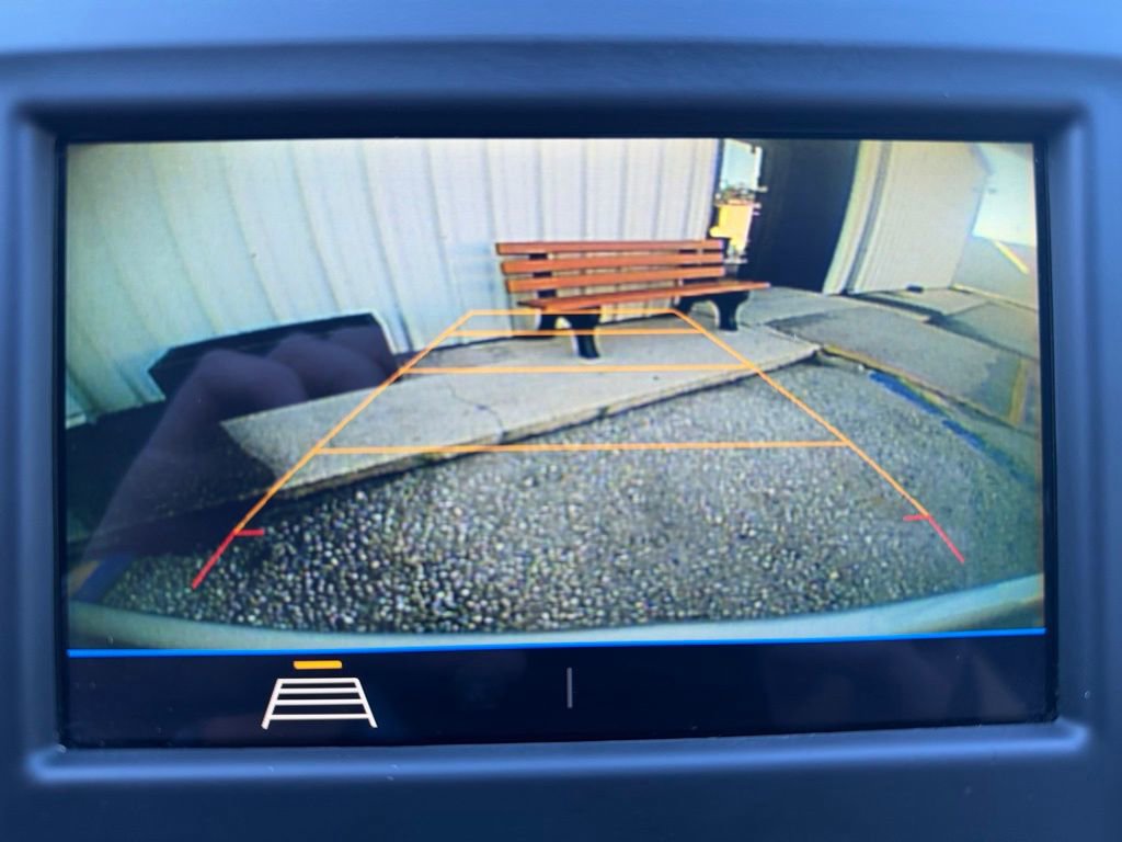 Used 2019 Chevrolet Equinox LS FWD image 29