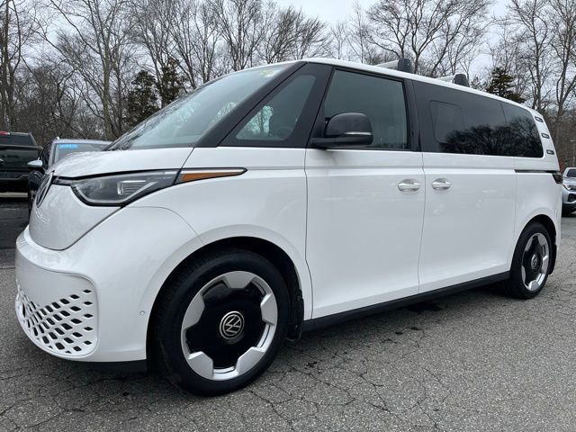 Certified 2025 Volkswagen ID. Buzz Pro S