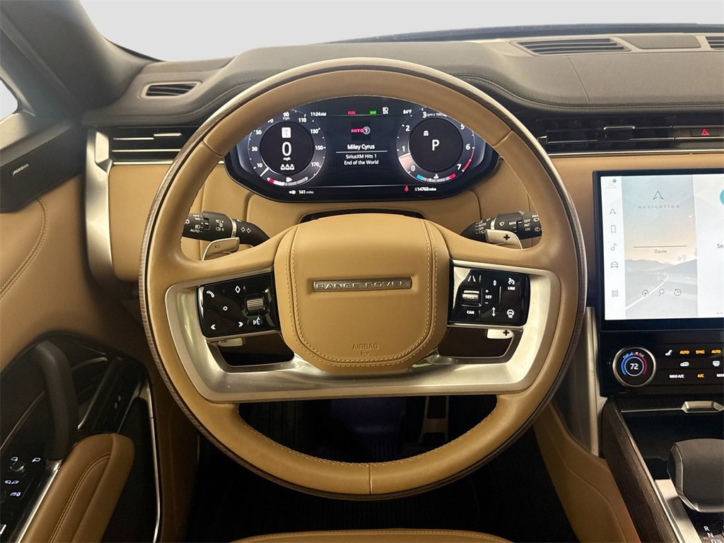 Used 2023 Land Rover Range Rover SE image 11