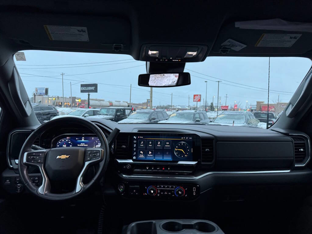 Used 2024 Chevrolet Silverado 2500 LTZ image 36